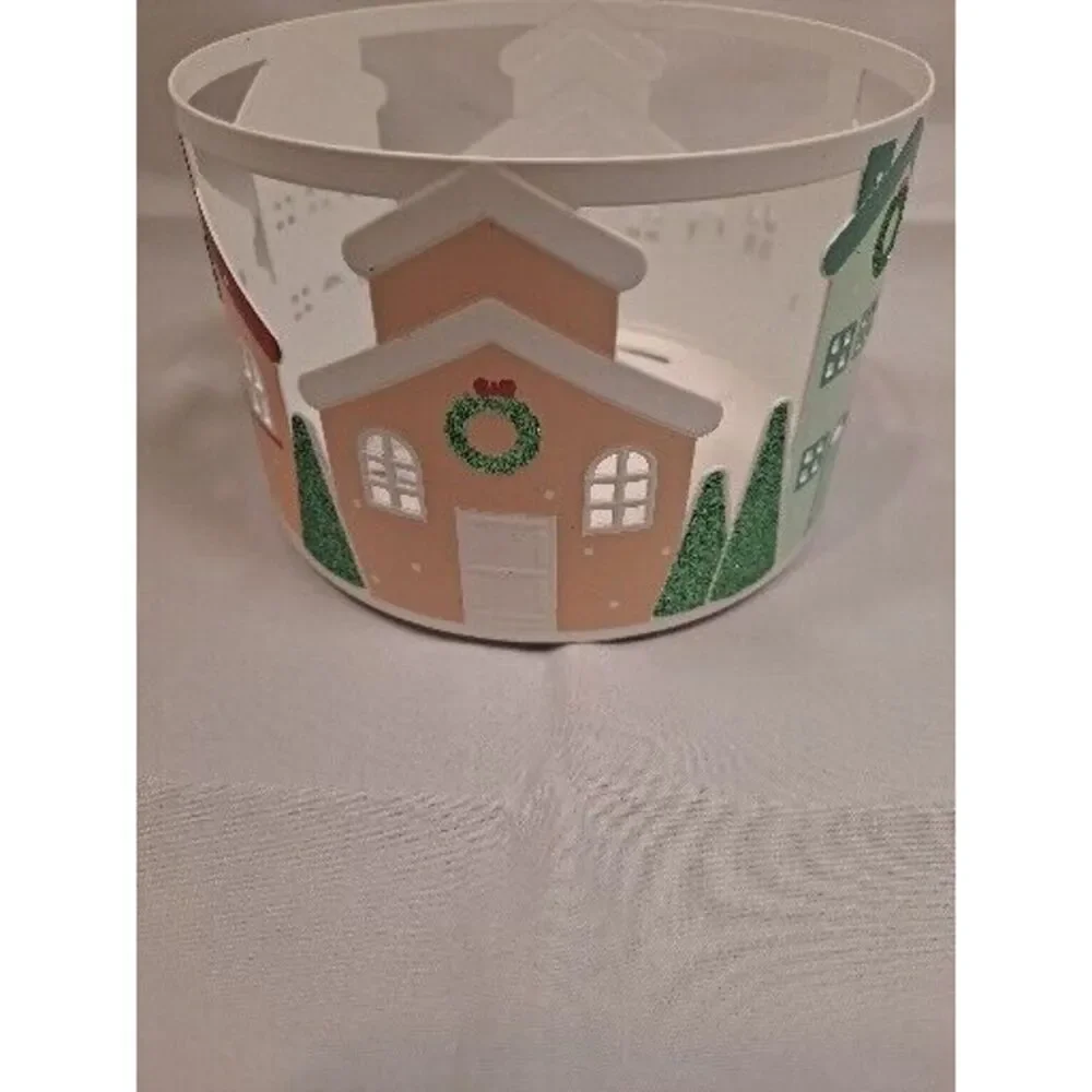 Yankee Candle 1724726 Snow Globe Wonderland Holder For 3 Wick Candles‎ Metal